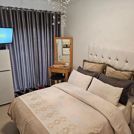 Rjs Guesthouse Durban Exterior photo